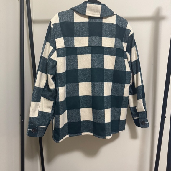 Women’s Gap Plaid Shacket Size M - Picture 2 of 8